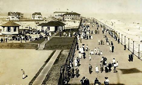 Looking East, circa 1908